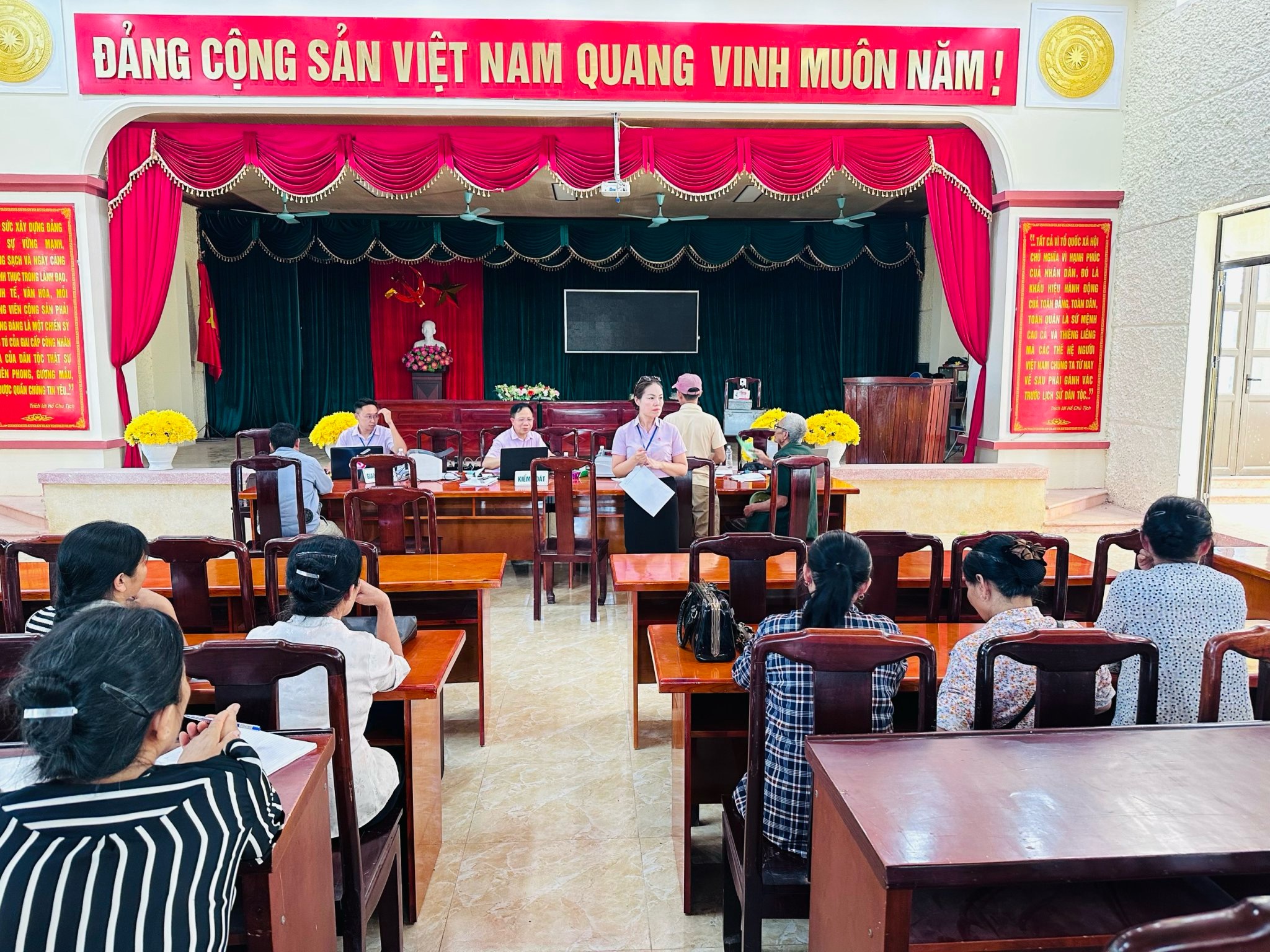   Phòng giao dịch Ngân hàng Chính sách xã hội huyện Tiên Lữ Phát huy hiệu quả của chương trình huy động tiền gửi