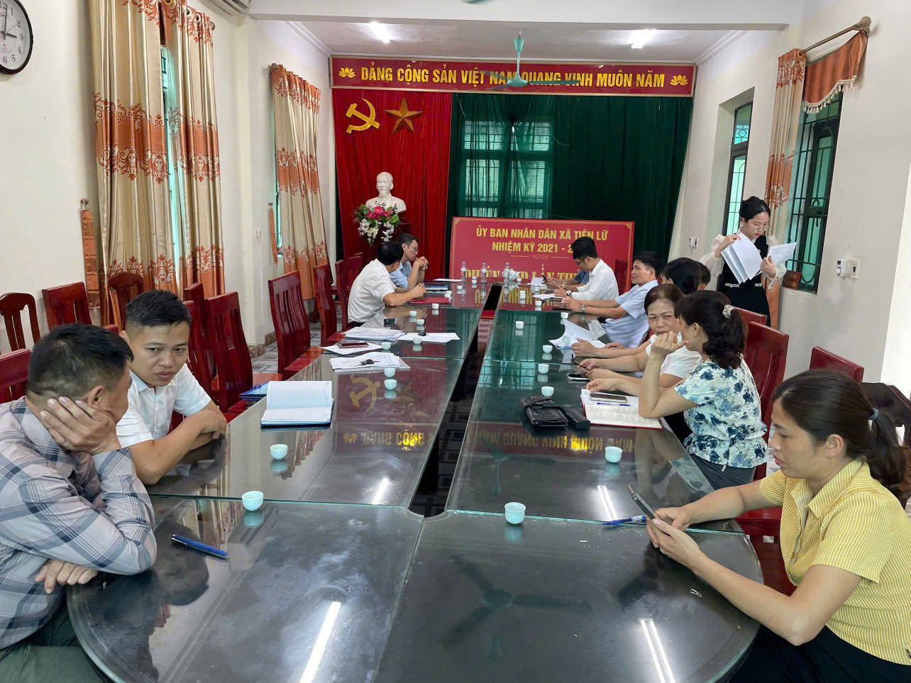 Hội Liên hiệp Phụ nữ xã Tiên Lữ quản lý hiệu quả nguồn vốn tín dụng chính sách.